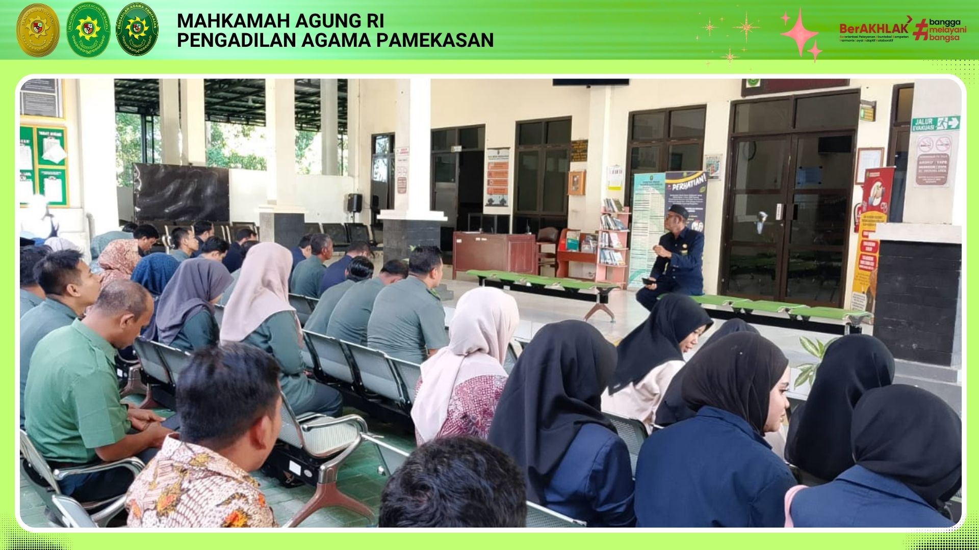 Tingkatkan Kualitas Layanan. Wakil Ketua PA Pamekasan Pimpin Briefing Rutin Aparatur